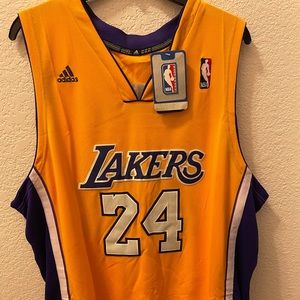 Kobe Bryant jersey